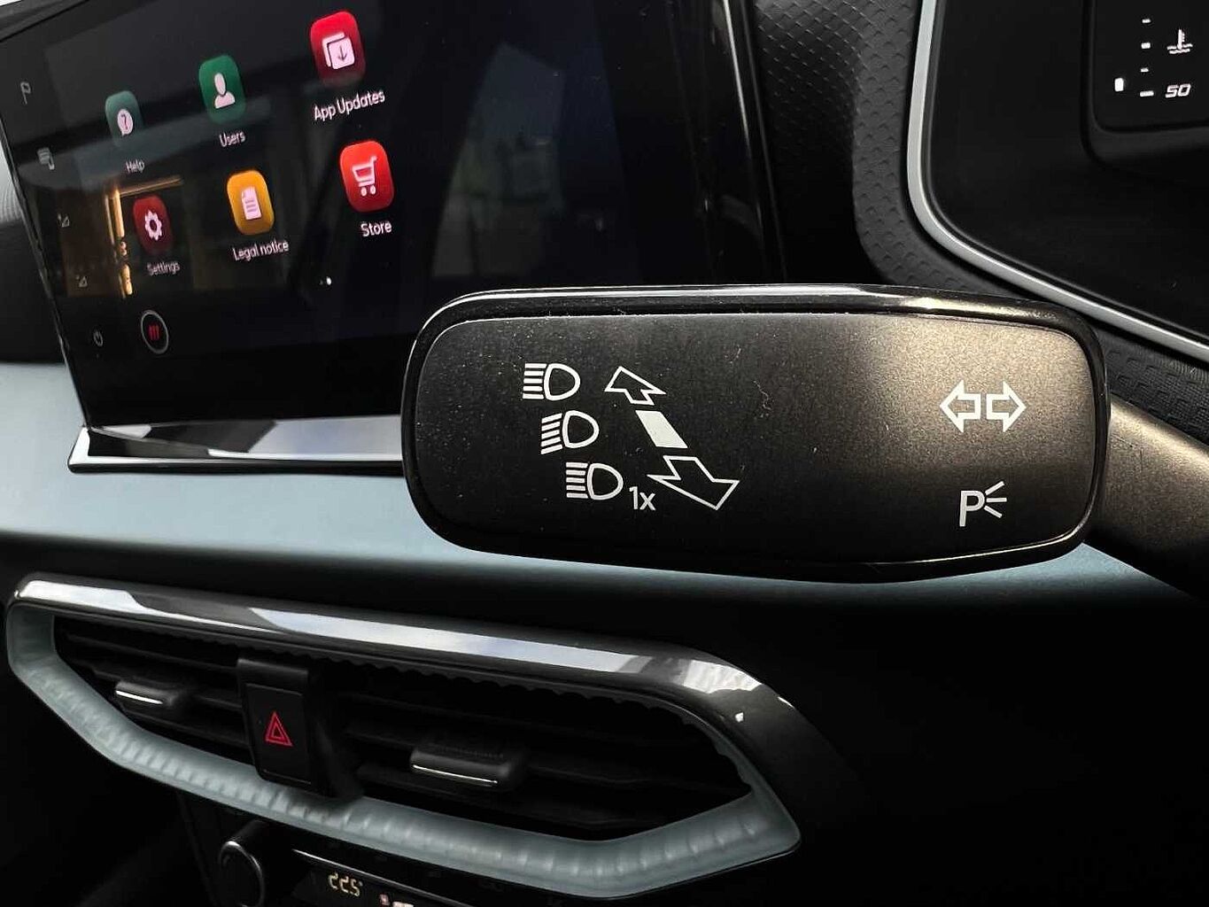 SEAT Arona 1.0 TSI 115 XPERIENCE Lux 5dr DSG